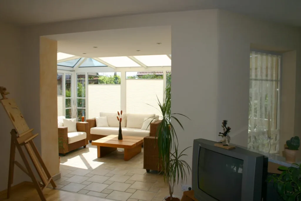 Wohnwintergarten in Hausen, offen zum Wohnzimmer